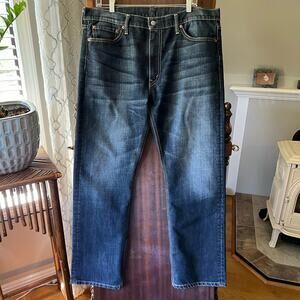 Mens Levi’s 513 38x30 relaxed fit EUC